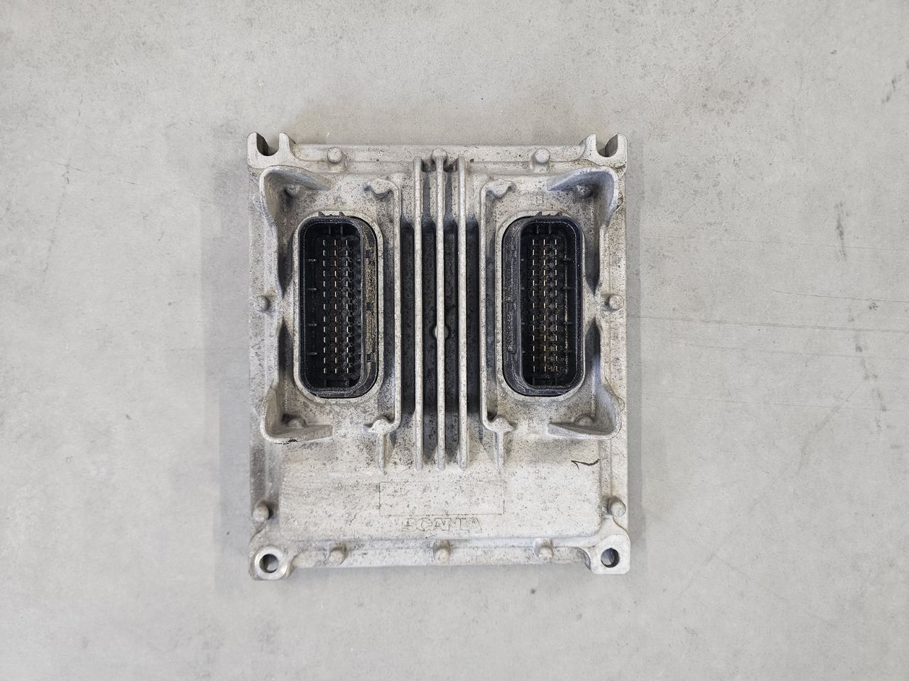 SCANIA R450 EURO 6 / CMS1 CONTROL UNIT / 2660726 - ECU: picture 2 SCANIA R450 EURO 6 / CMS1 CONTROL UNIT / 2660726 - ECU: picture 2