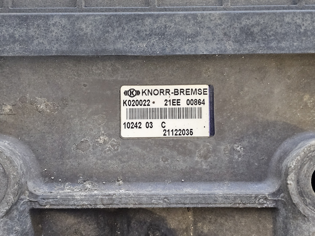 VOLVO FH FM / REAR EBS VALVE / K020022 / 21122035 - Brake valve: picture 3 VOLVO FH FM / REAR EBS VALVE / K020022 / 21122035 - Brake valve: picture 3