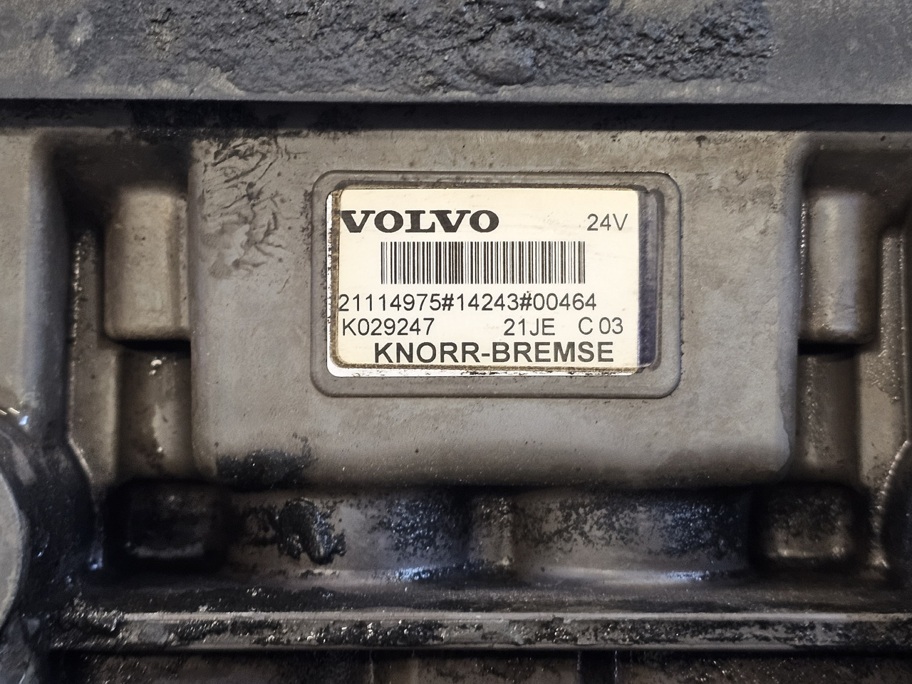 VOLVO REAR AXLE EBS BRAKE VALVE / K029247 / 2114975 - Brake valve: picture 4 VOLVO REAR AXLE EBS BRAKE VALVE / K029247 / 2114975 - Brake valve: picture 4