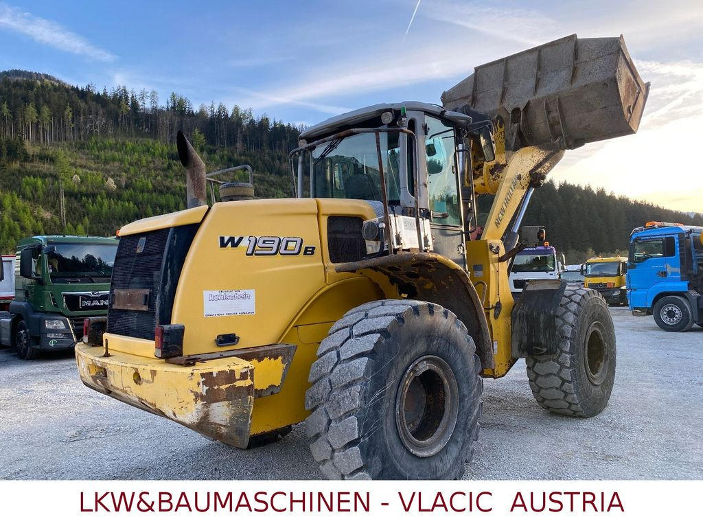 New Holland W190 B New Holland W190 B - Wheel loader: picture 4 New Holland W190 B New Holland W190 B - Wheel loader: picture 4