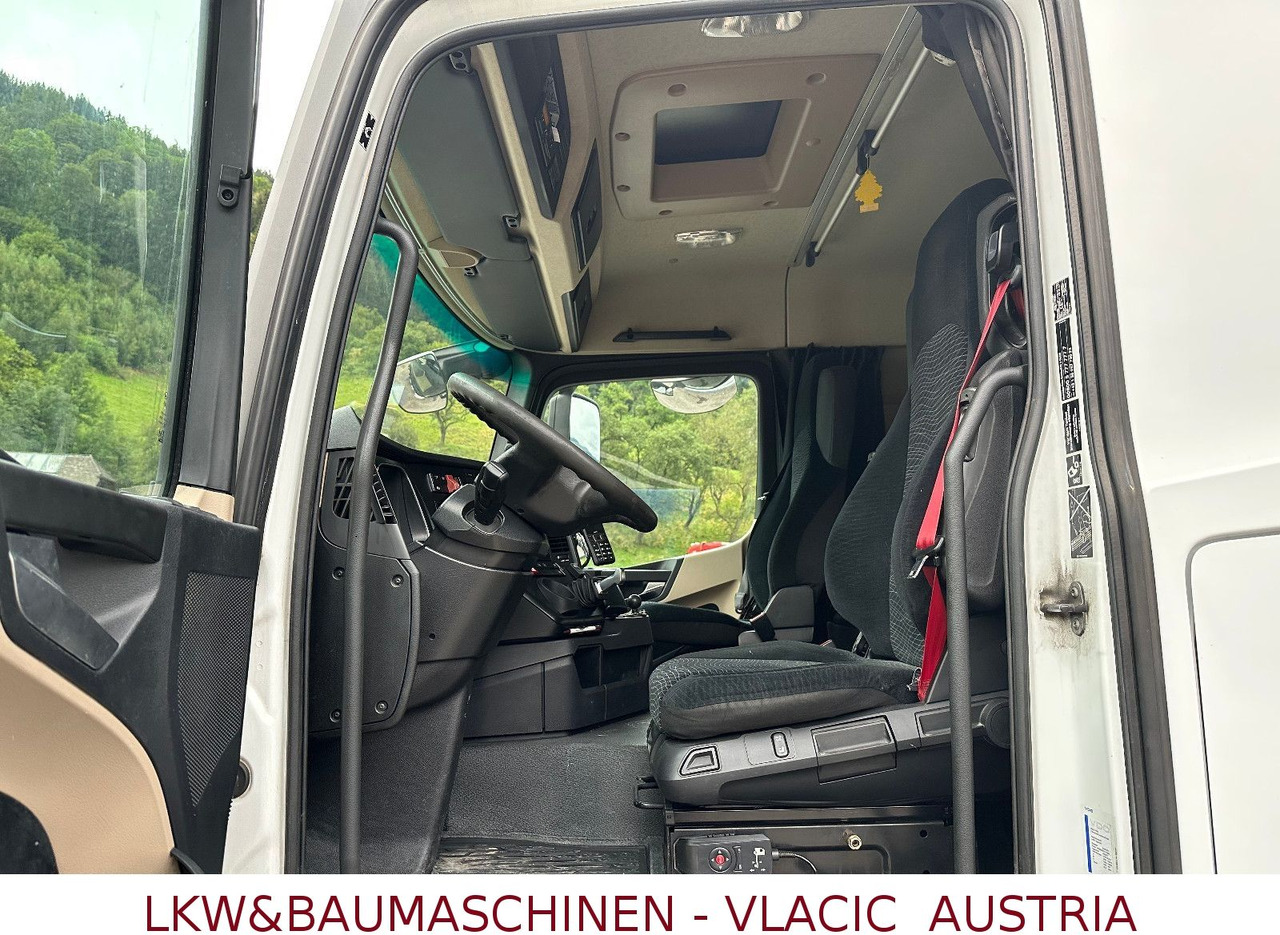 Mercedes-Benz Actros 1840 ADR - Tractor unit: picture 3 Mercedes-Benz Actros 1840 ADR - Tractor unit: picture 3