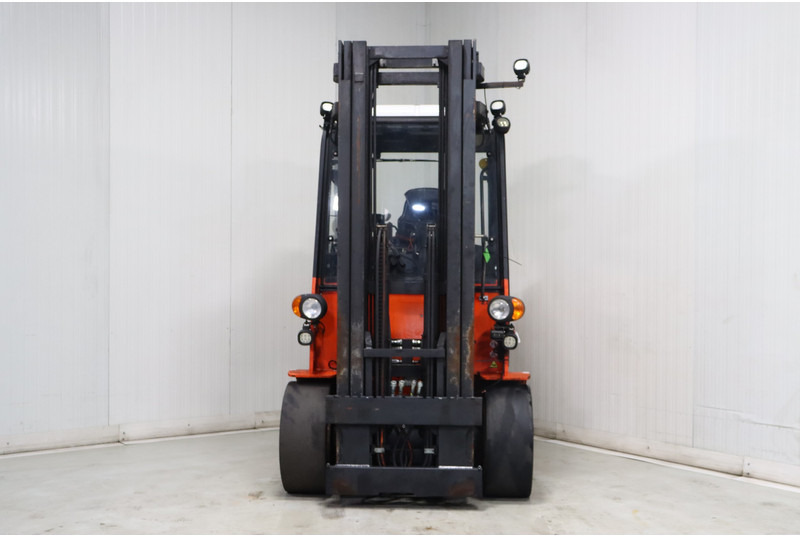 Carer Z70H - Electric forklift: picture 3 Carer Z70H - Electric forklift: picture 3