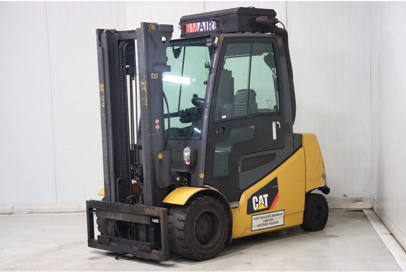 Caterpillar EP50-2 - Electric forklift: picture 5 Caterpillar EP50-2 - Electric forklift: picture 5