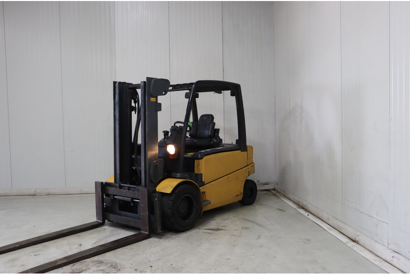 Caterpillar EP50 - Electric forklift: picture 5 Caterpillar EP50 - Electric forklift: picture 5