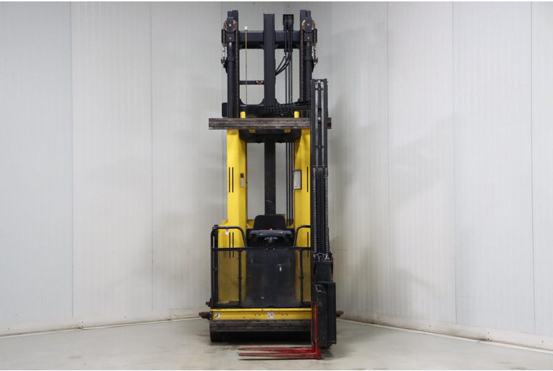 Hyster C1.0 - Order picker: picture 2 Hyster C1.0 - Order picker: picture 2