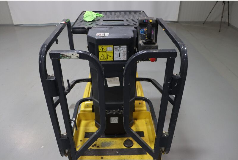 JLG 10MSP - Scissor lift: picture 2 JLG 10MSP - Scissor lift: picture 2