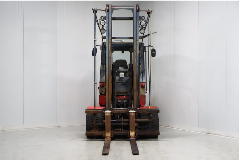Kalmar DCD70-6 - Diesel forklift: picture 2 Kalmar DCD70-6 - Diesel forklift: picture 2