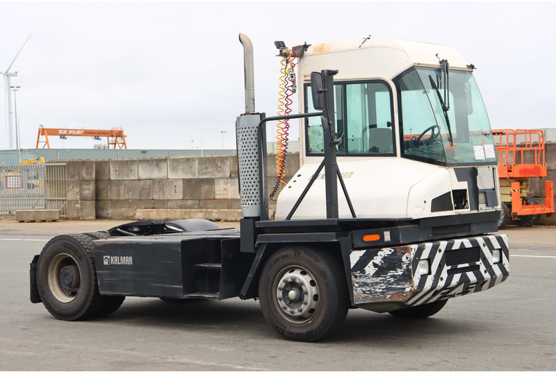 Kalmar TT612D - Terminal tractor: picture 1 Kalmar TT612D - Terminal tractor: picture 1