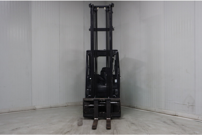 Mitsubishi FB30N - Electric forklift: picture 3 Mitsubishi FB30N - Electric forklift: picture 3
