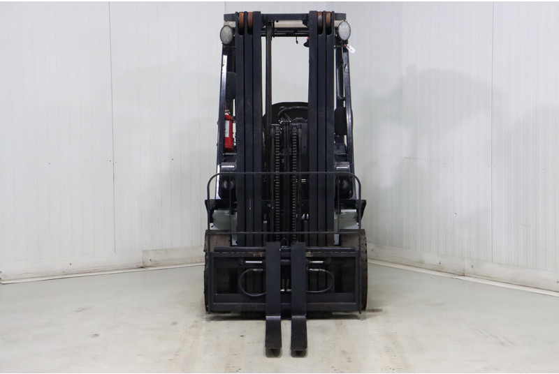Nissan U1D2A20LQ - LPG forklift: picture 2 Nissan U1D2A20LQ - LPG forklift: picture 2