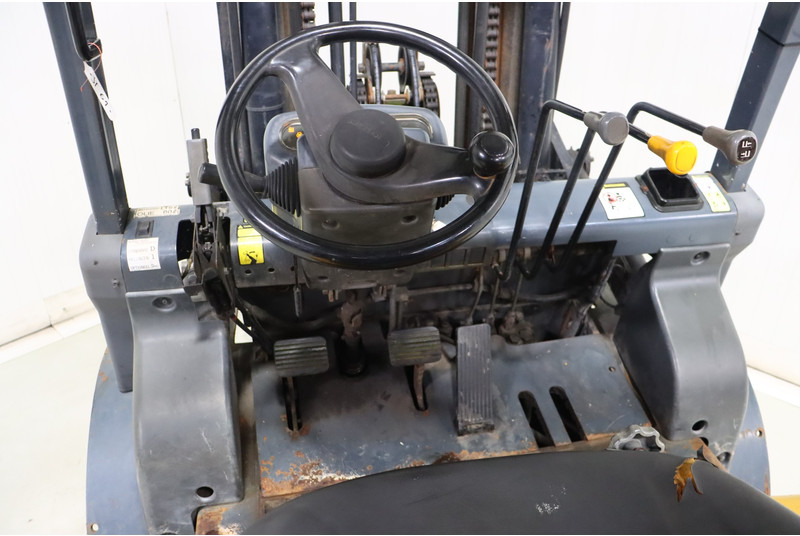 TCM FD50T2 - Diesel forklift: picture 2 TCM FD50T2 - Diesel forklift: picture 2