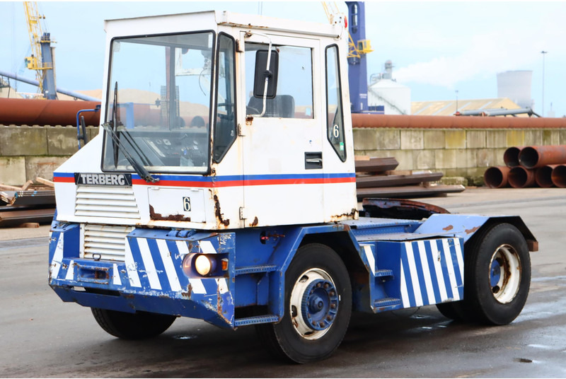 Terberg TRT89 - Terminal tractor: picture 3 Terberg TRT89 - Terminal tractor: picture 3