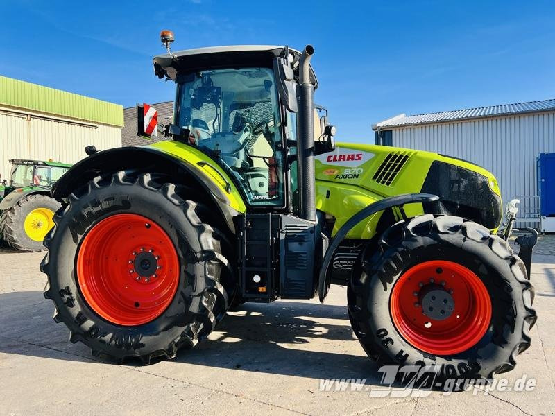 CLAAS Axion 870 - Farm tractor: picture 5 CLAAS Axion 870 - Farm tractor: picture 5