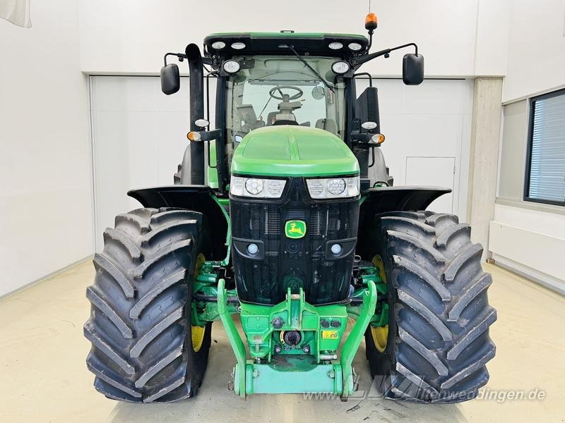 John Deere 7290R - Farm tractor: picture 3 John Deere 7290R - Farm tractor: picture 3