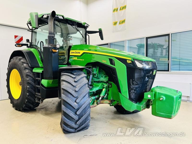John Deere 8R 340 - Farm tractor: picture 2 John Deere 8R 340 - Farm tractor: picture 2