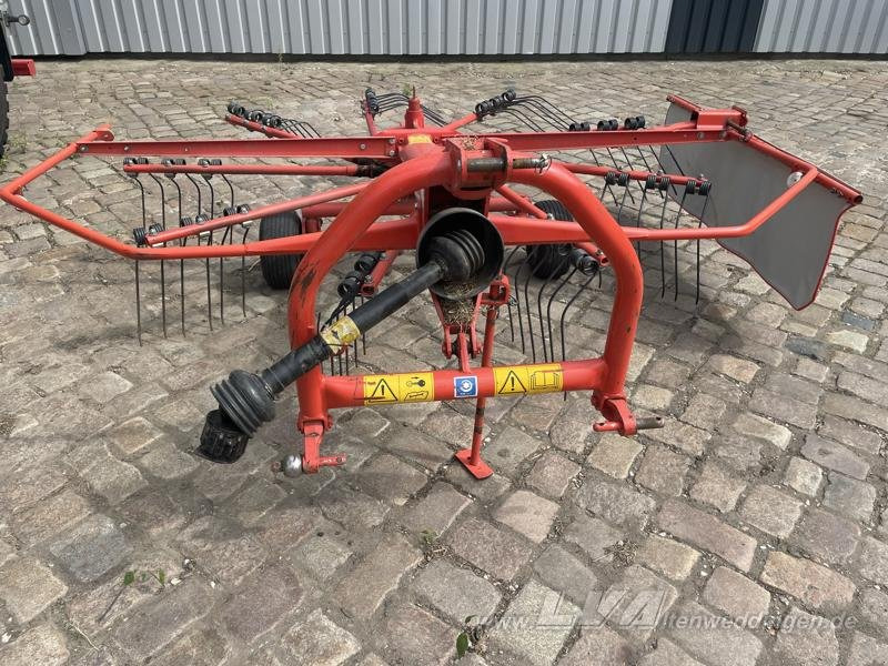 Kuhn GA300 GM - Tedder/ Rake: picture 2 Kuhn GA300 GM - Tedder/ Rake: picture 2