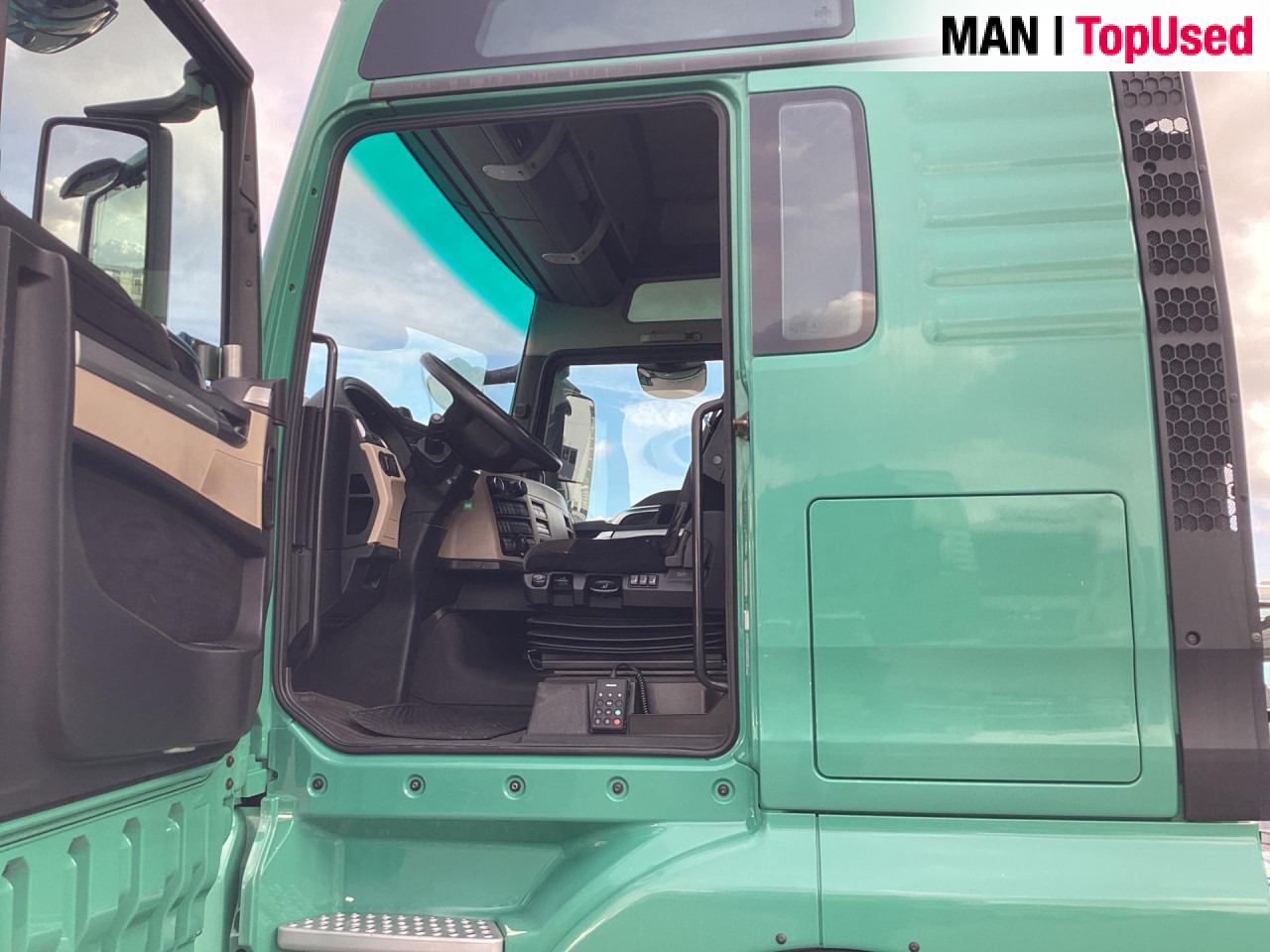 MAN TGX 18.510 4X2 BLS - Tractor unit: picture 2 MAN TGX 18.510 4X2 BLS - Tractor unit: picture 2