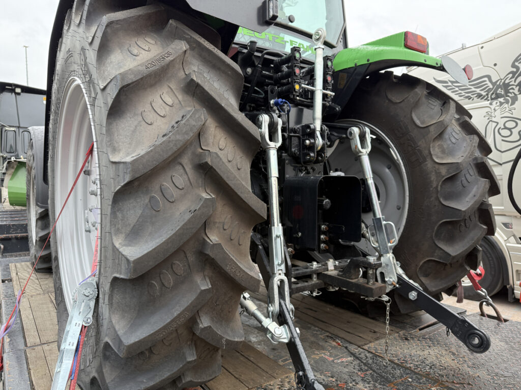 DEUTZ FAHR Agrofarm 115G - Farm tractor: picture 2 DEUTZ FAHR Agrofarm 115G - Farm tractor: picture 2