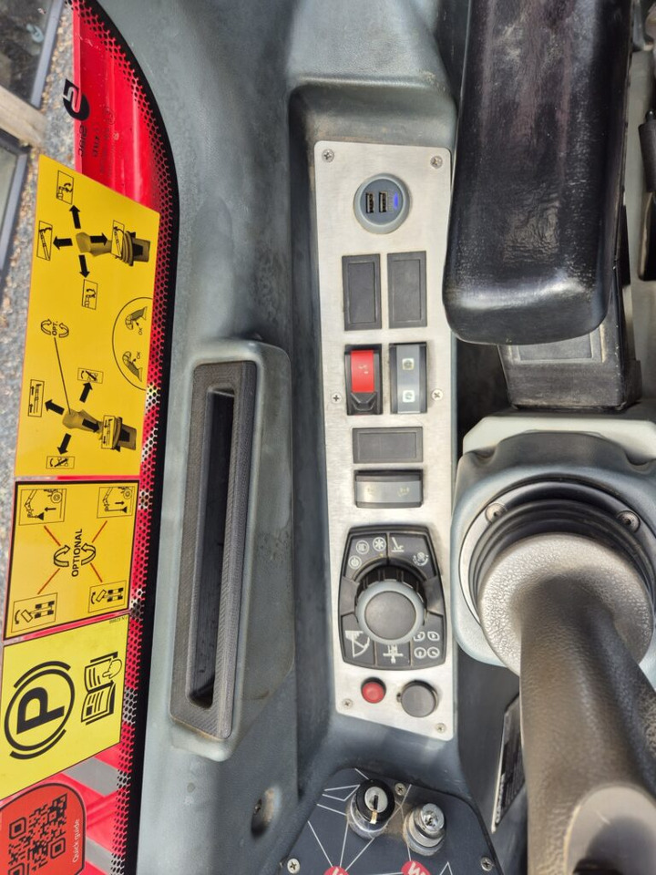 Telescopic handler MAGNI RTH 5.21 D/D: picture 17