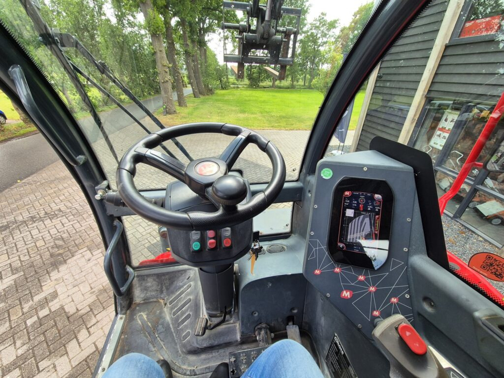 Telescopic handler MAGNI RTH 5.21 D/D: picture 19