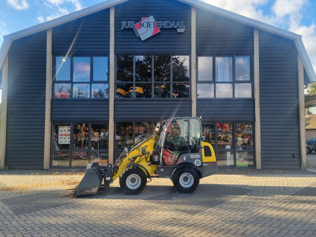 WACKER WL 25 (956 h) - Wheel loader: picture 1 WACKER WL 25 (956 h) - Wheel loader: picture 1