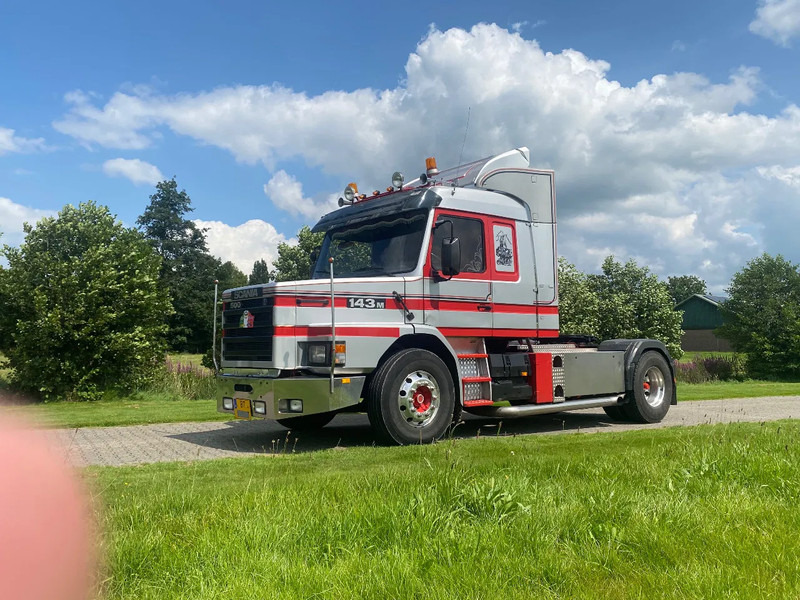 Scania T143-500 V8 | 4x2 | 4350 mm WHEELBASE | TOP CONDITION !!! - Tractor unit: picture 1 Scania T143-500 V8 | 4x2 | 4350 mm WHEELBASE | TOP CONDITION !!! - Tractor unit: picture 1