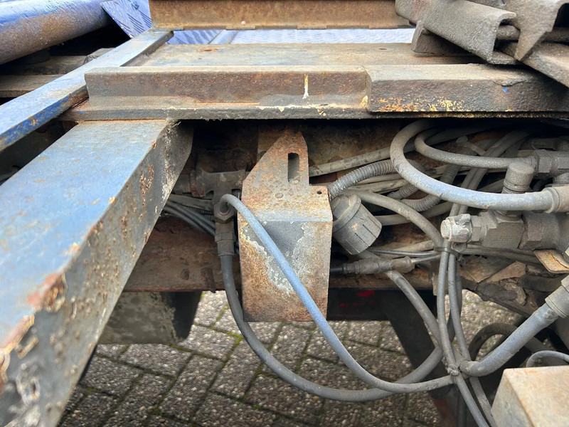 Tractor unit Volvo F 16.505 hp | 4x2 | AIR SUSPENSION | 1992 | GLOBETROTTER |: picture 12 Tractor unit Volvo F 16.505 hp | 4x2 | AIR SUSPENSION | 1992 | GLOBETROTTER |: picture 12