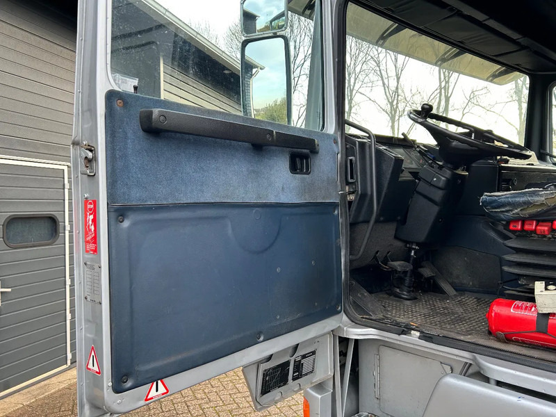 Tractor unit Volvo F 16.505 hp | 4x2 | AIR SUSPENSION | 1992 | GLOBETROTTER |: picture 6 Tractor unit Volvo F 16.505 hp | 4x2 | AIR SUSPENSION | 1992 | GLOBETROTTER |: picture 6