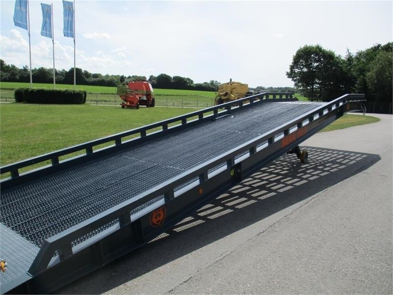 Loading ramp BEAR 10.0 Udlejning: picture 22