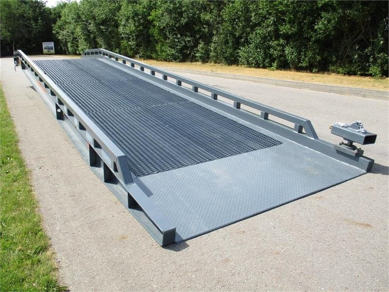 Loading ramp BEAR 10.0 Udlejning: picture 8