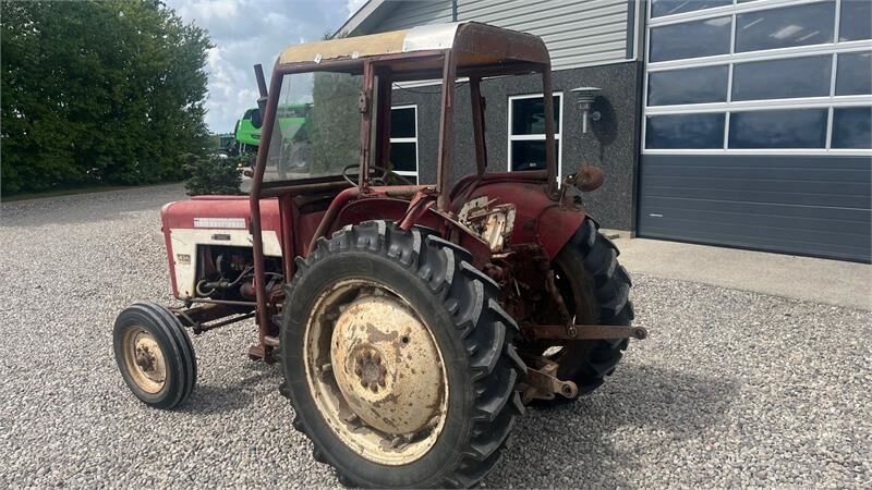 IH 434 - Farm tractor: picture 3 IH 434 - Farm tractor: picture 3