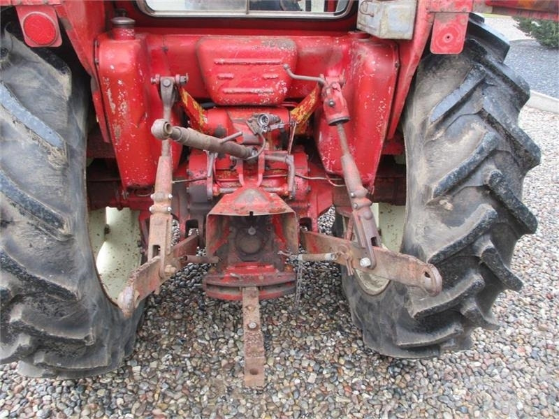 IH 474 En ejers traktor med lukket kabine på - Farm tractor: picture 5 IH 474 En ejers traktor med lukket kabine på - Farm tractor: picture 5