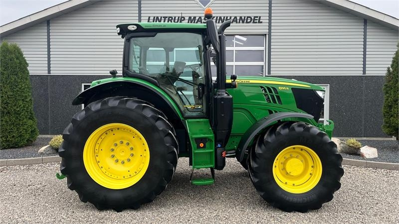 Leasing of John Deere 6195R Premium Edition med frontlift John Deere 6195R Premium Edition med frontlift: picture 9 Leasing of John Deere 6195R Premium Edition med frontlift John Deere 6195R Premium Edition med frontlift: picture 9