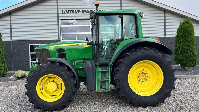 John Deere 6930 AutoPower med frontlift og front PTO - Farm tractor: picture 1 John Deere 6930 AutoPower med frontlift og front PTO - Farm tractor: picture 1