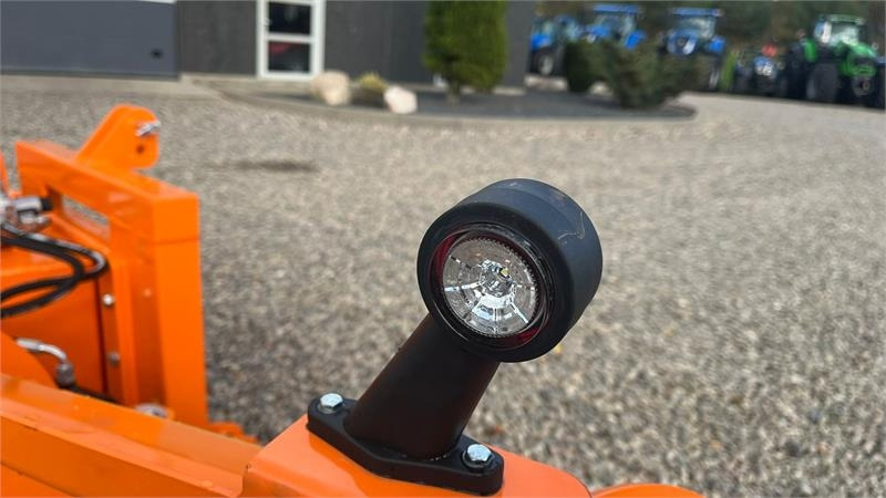 Snow plough for Agricultural machinery Limas Vario SHL 330 Med lys: picture 7 Snow plough for Agricultural machinery Limas Vario SHL 330 Med lys: picture 7