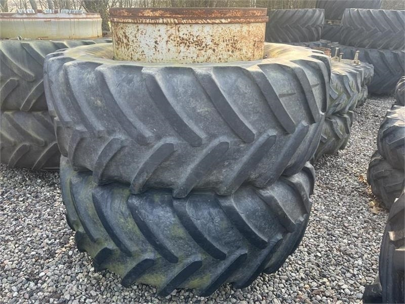 Michelin 650/65R38 Hvide med ring - Tire for Agricultural machinery: picture 1 Michelin 650/65R38 Hvide med ring - Tire for Agricultural machinery: picture 1