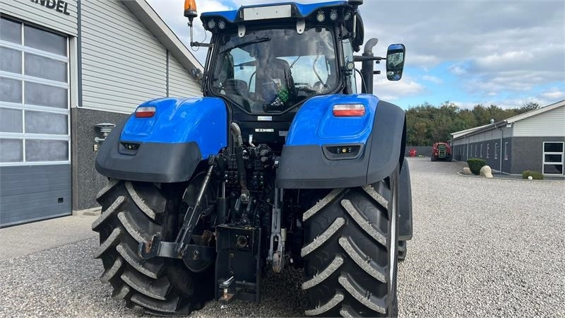 Farm tractor New Holland T7.315 HD med frontlift og front PTO.: picture 16