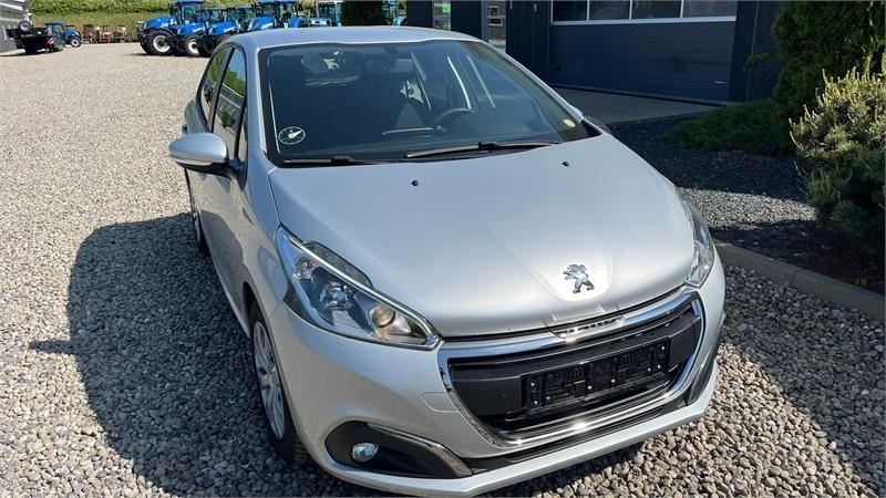 Minibus, Passenger van Peugeot 208 1,6 BlueHDi 100 Active Van 5d. NYSYNET og KUN: picture 17