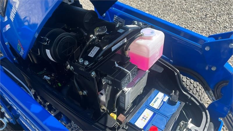 Farm tractor Solis H26 HST Turfdæk og Frontlæsser: picture 10