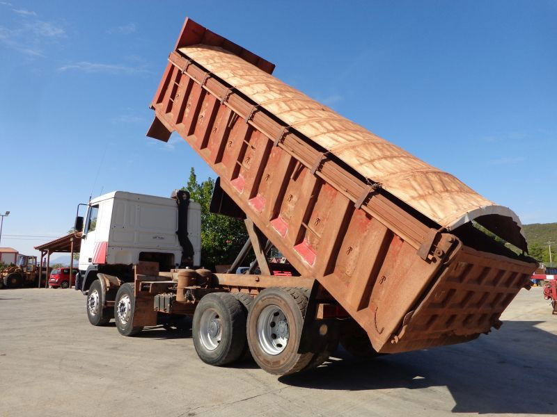 DAF 95.430 DAF 95.430ATI 8X2 Kipper -Telma/Airco - Tipper: picture 3 DAF 95.430 DAF 95.430ATI 8X2 Kipper -Telma/Airco - Tipper: picture 3