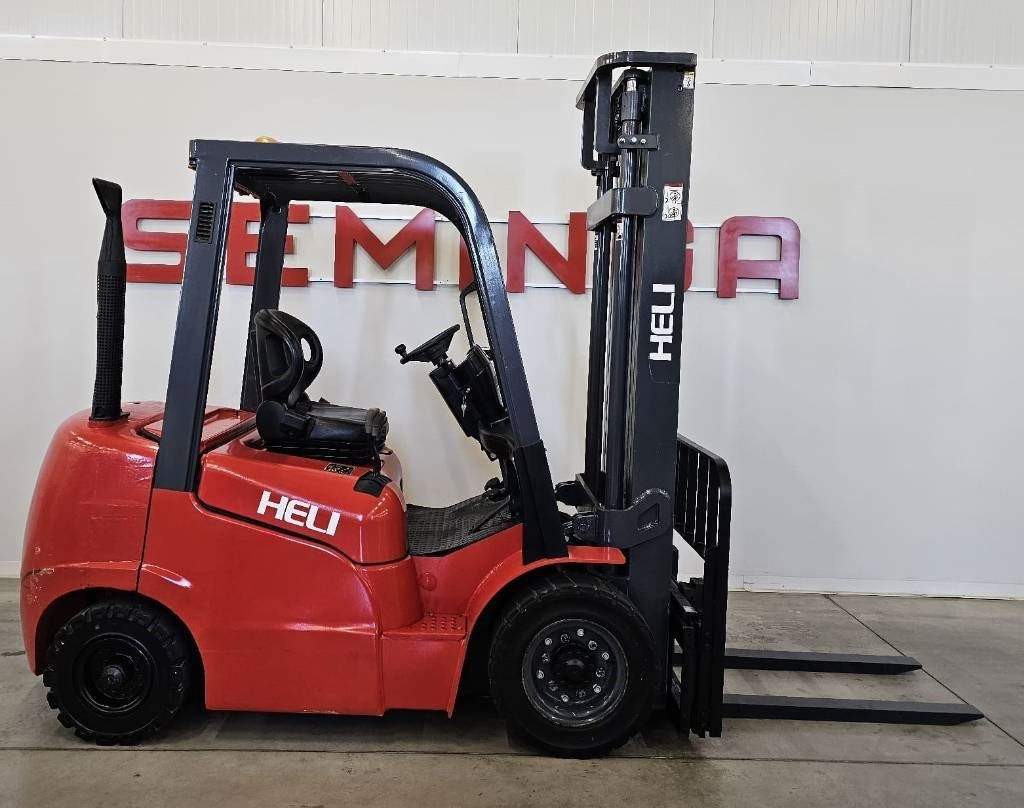 Heli 10053 FD25G  - Diesel forklift: picture 2 Heli 10053 FD25G  - Diesel forklift: picture 2