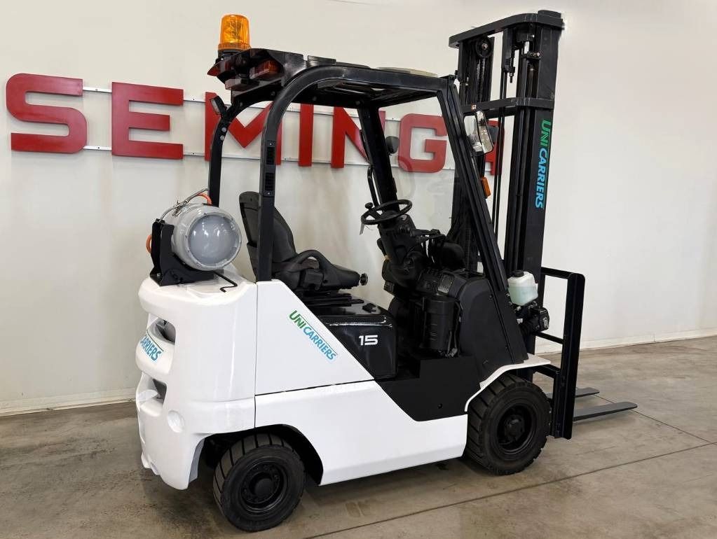 UniCarriers 11076 - FGE15T5 - LPG forklift: picture 3 UniCarriers 11076 - FGE15T5 - LPG forklift: picture 3