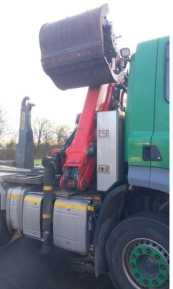 Ginaf X6 4242 CTSE EURO 6!!Z-Crane-Hook RADIO REMOTE!! - Hook lift truck, Crane truck: picture 3 Ginaf X6 4242 CTSE EURO 6!!Z-Crane-Hook RADIO REMOTE!! - Hook lift truck, Crane truck: picture 3