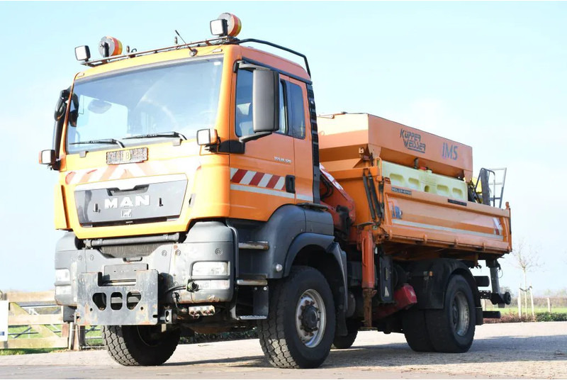 MAN TGS 18.320 4x4!! KRAN/!!!WINTERDIENST/DREISEITENKIPPER!!KOMMUNAL/KLIMA!! - Tipper, Crane truck: picture 4 MAN TGS 18.320 4x4!! KRAN/!!!WINTERDIENST/DREISEITENKIPPER!!KOMMUNAL/KLIMA!! - Tipper, Crane truck: picture 4