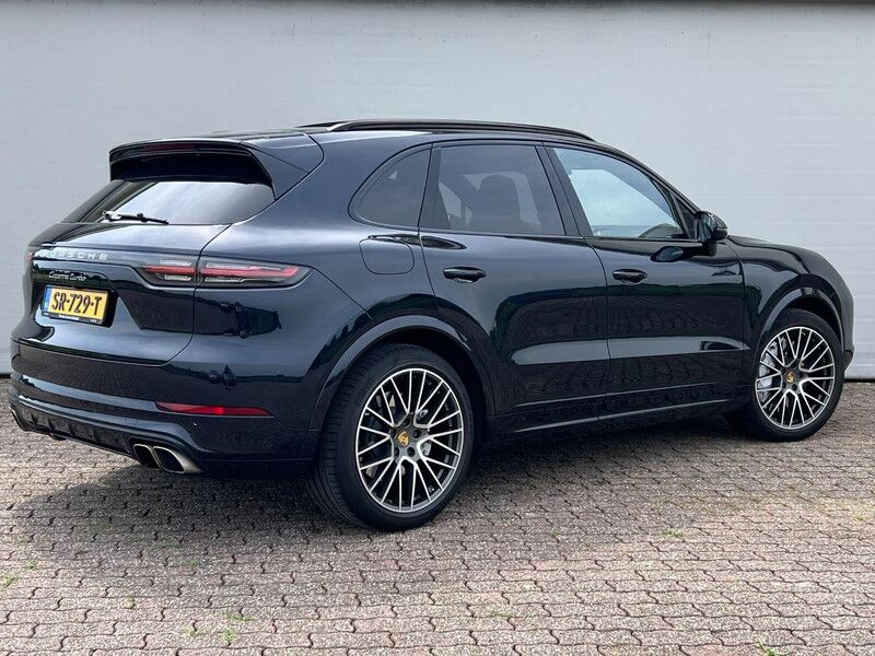 Porsche Cayenne Turbo FULLY LOADED!! 1 owner holland car!!SPORTCHRONE/BURMESTER!!PDCC!! - Sedan: picture 2 Porsche Cayenne Turbo FULLY LOADED!! 1 owner holland car!!SPORTCHRONE/BURMESTER!!PDCC!! - Sedan: picture 2