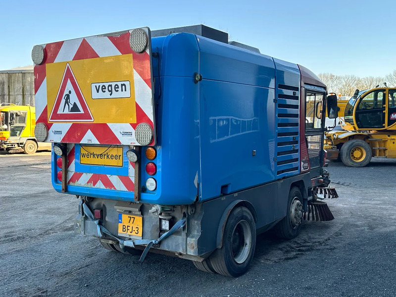Ravo 580 VEEGMACHINE/SWEEPER!! - Road sweeper: picture 5 Ravo 580 VEEGMACHINE/SWEEPER!! - Road sweeper: picture 5