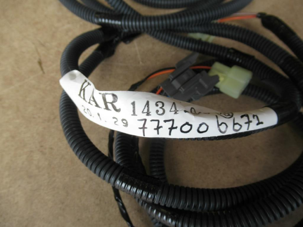 CNH KAR1434 - - Cables/ Wire harness for Construction machinery: picture 5 CNH KAR1434 - - Cables/ Wire harness for Construction machinery: picture 5