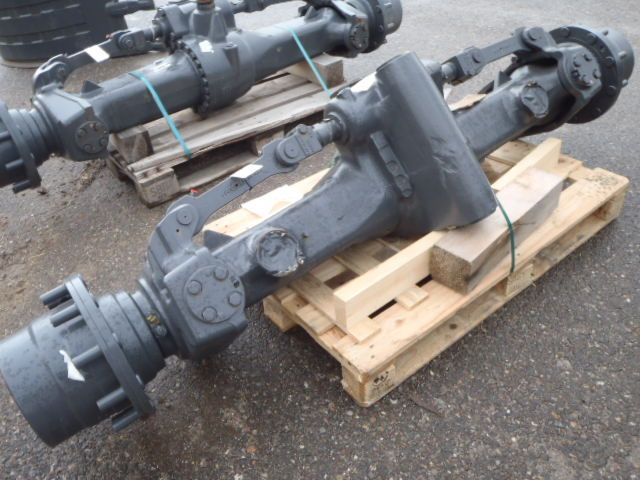 Case 2810852 - 2807930 - Front axle for Construction machinery: picture 2 Case 2810852 - 2807930 - Front axle for Construction machinery: picture 2