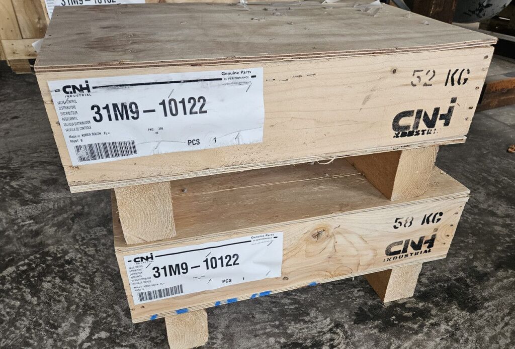 Case 31M9-10122 - Hydraulic valve for Construction machinery: picture 1 Case 31M9-10122 - Hydraulic valve for Construction machinery: picture 1