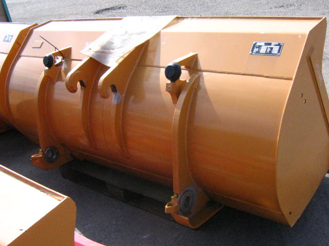 Case 4552820 - - Loader bucket: picture 2 Case 4552820 - - Loader bucket: picture 2
